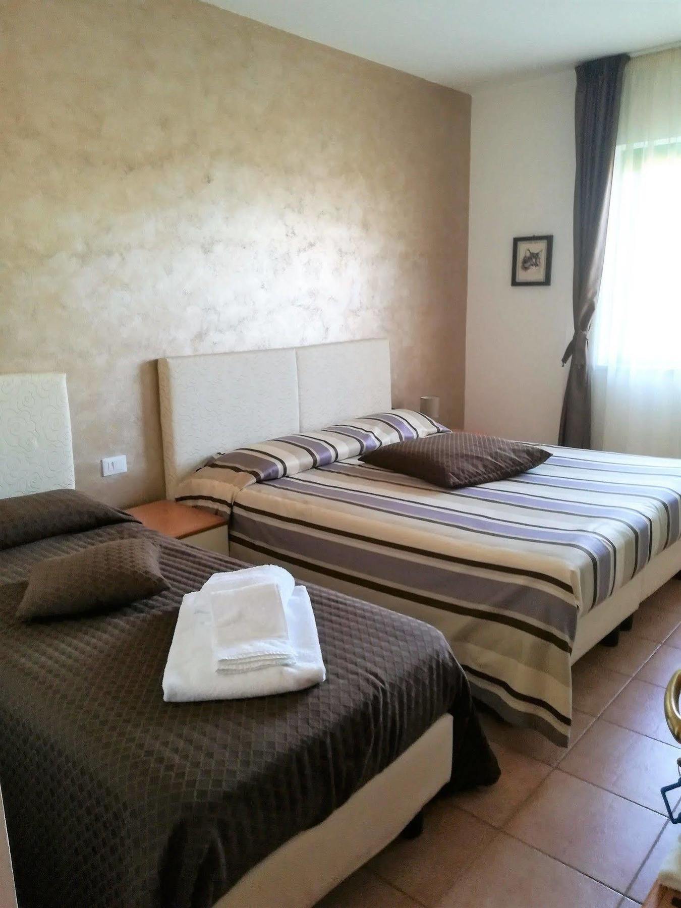 Sport Village La Badia Colle Val D'Elsa Ngoại thất bức ảnh